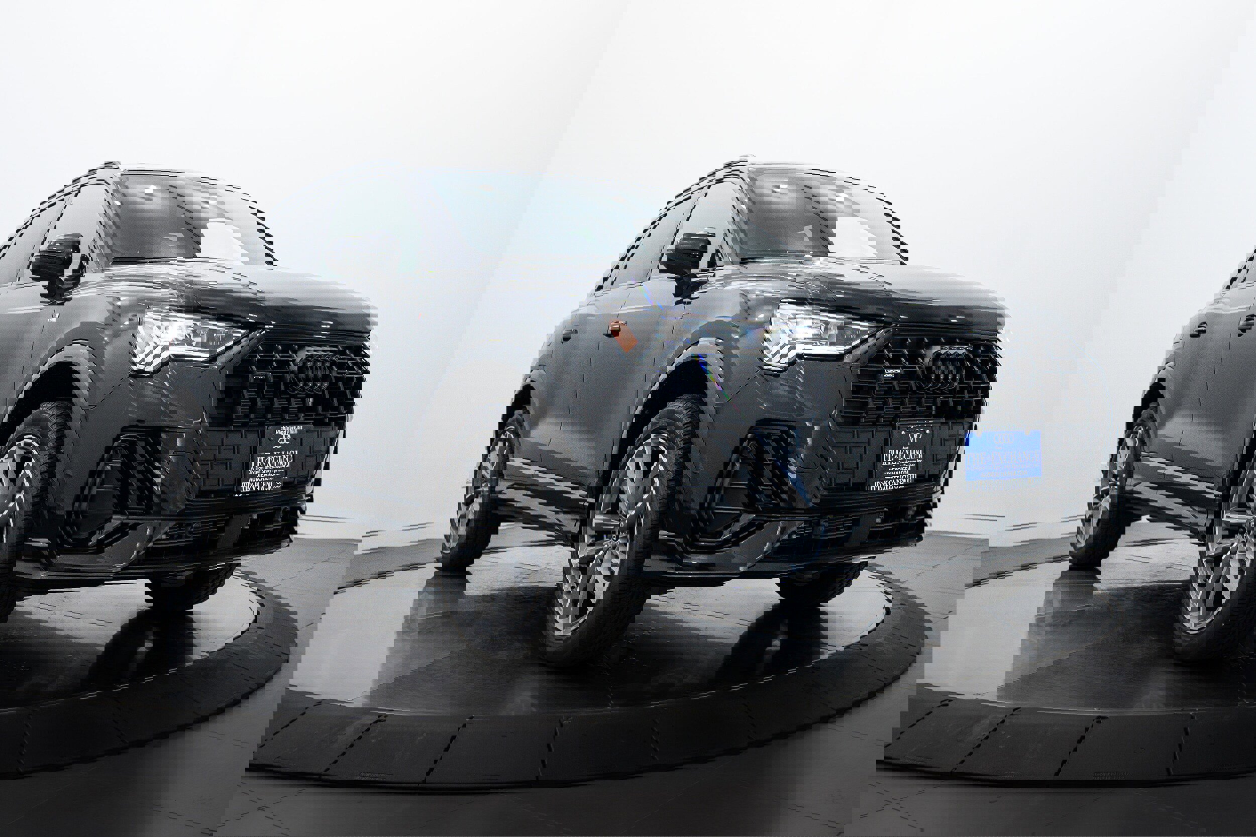 New 2025 Audi Q3 2.0T Premium