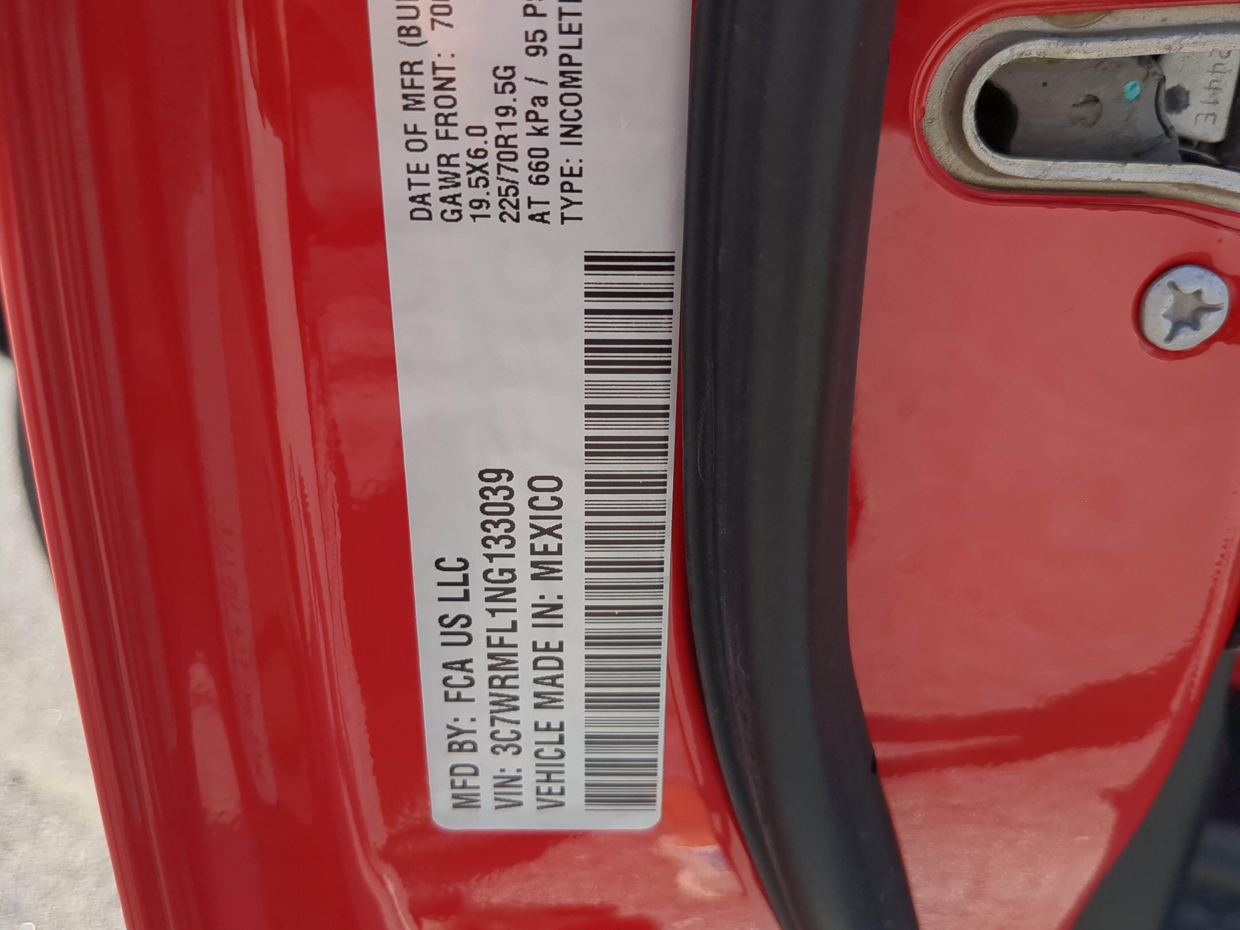 Used 2022 RAM 5500 Tradesman w/ Chrome Appearance Group RWD image 25
