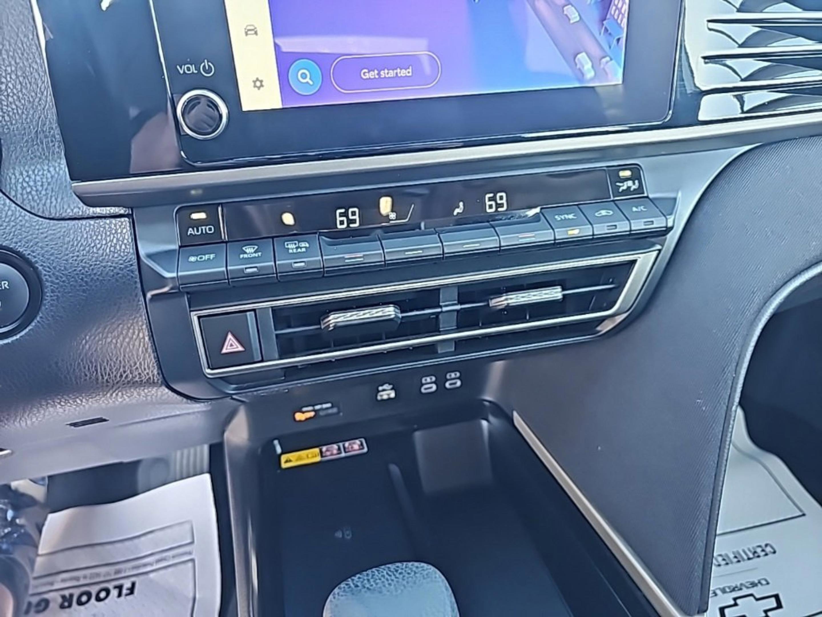 Used 2025 Toyota Camry LE image 15