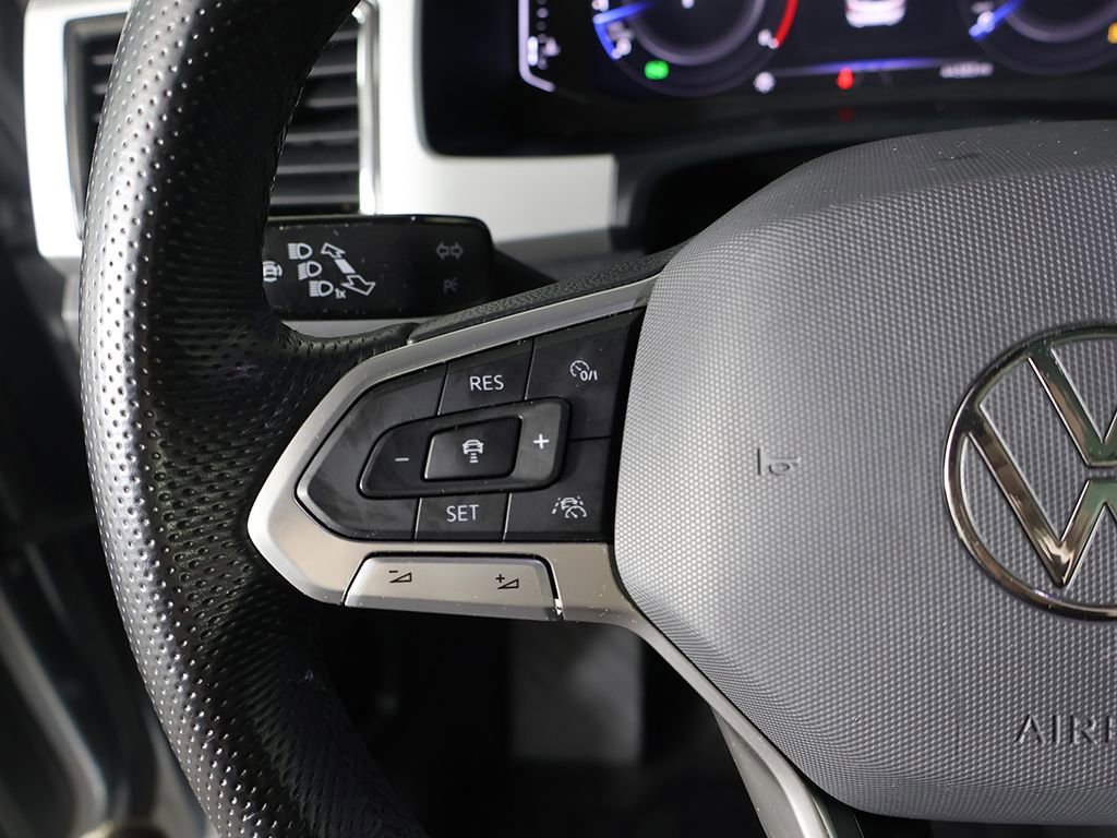 Used 2022 Volkswagen Atlas Cross Sport SEL R-Line image 42