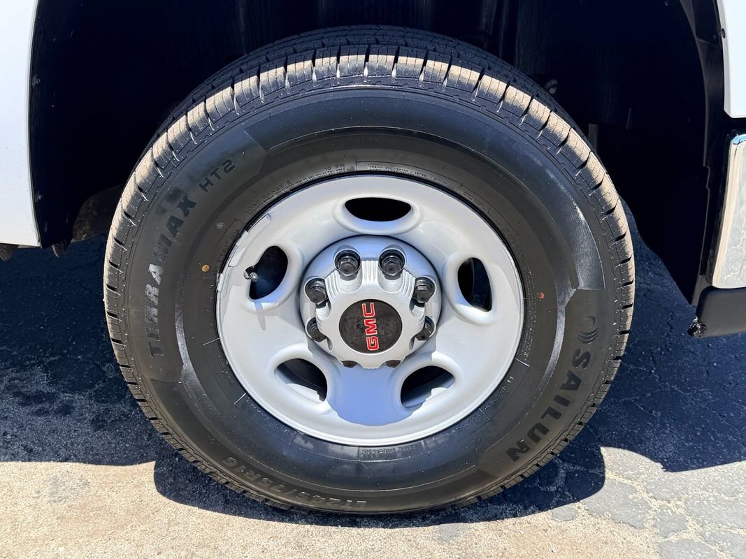 Used 2008 GMC Sierra 2500 W/T RWD image 11