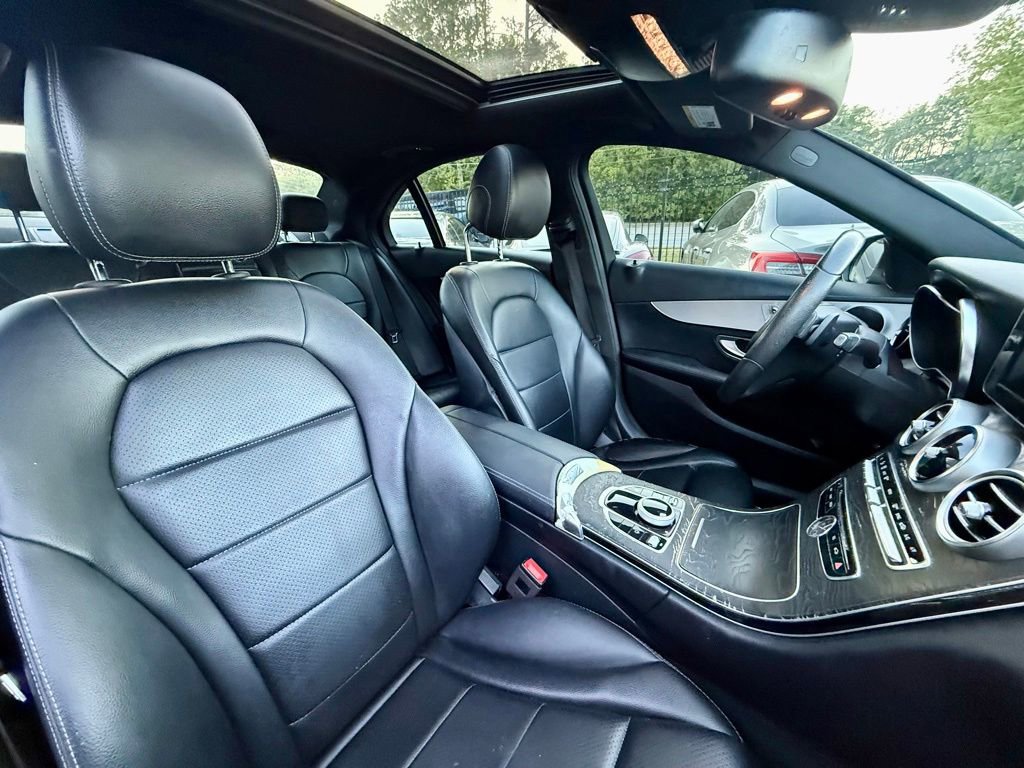 Used 2018 Mercedes-Benz C 300 Sedan image 28