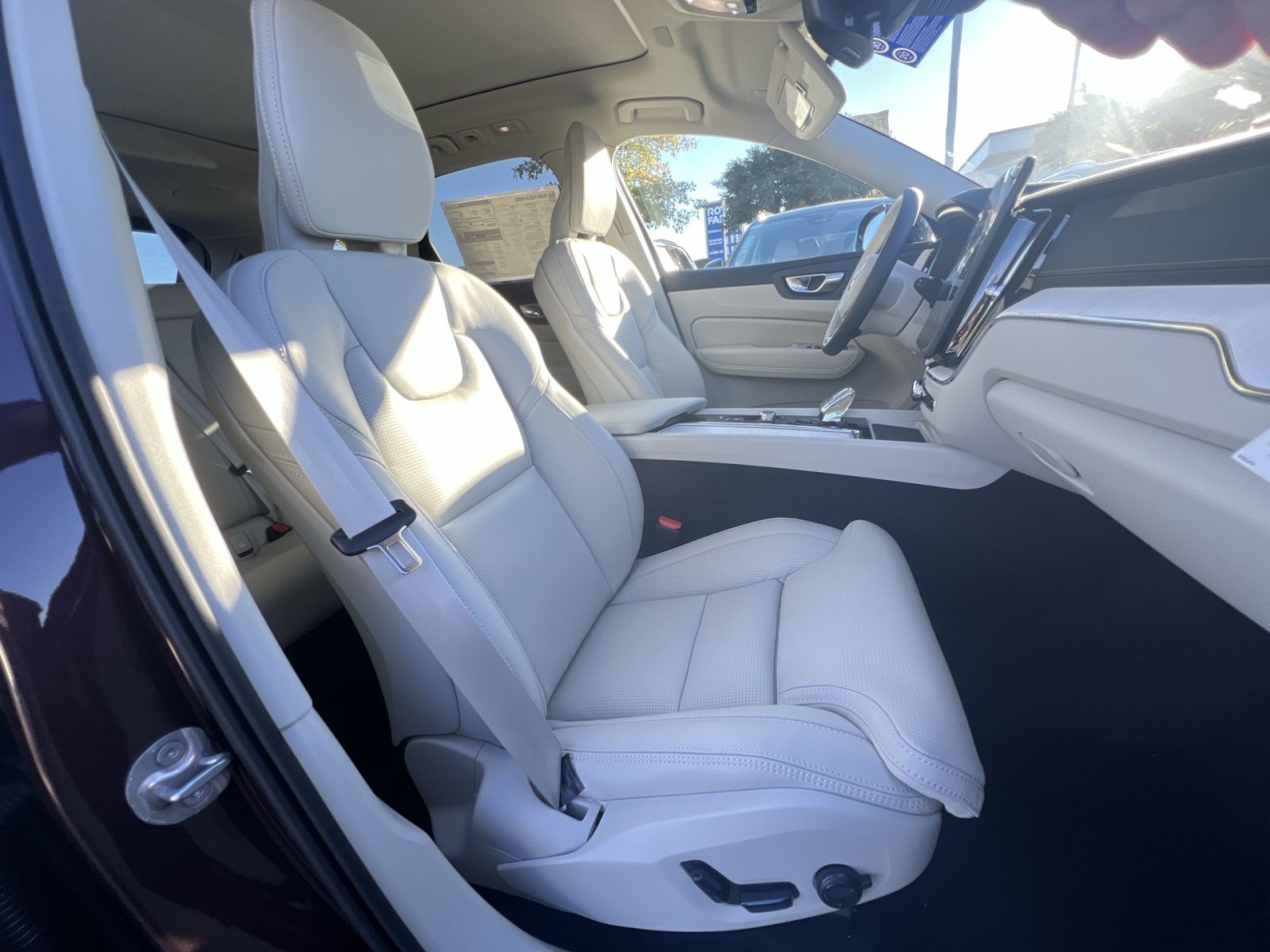 New 2027 Volvo XC60 T8 Ultra AWD/4WD image 27