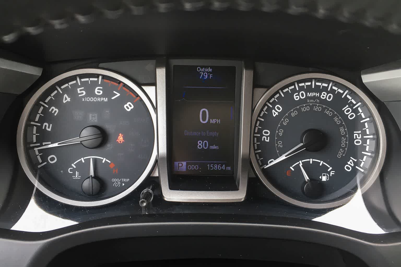 Used 2016 Toyota Tacoma SR5 RWD image 29