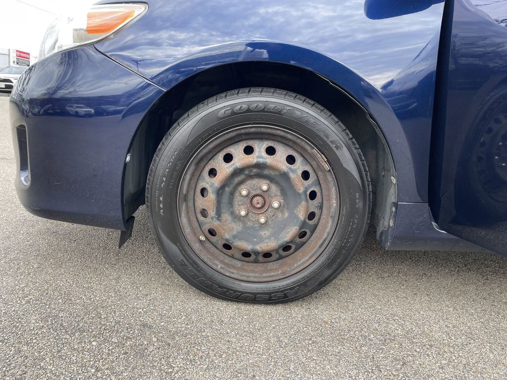 Used 2012 Toyota Corolla LE image 9