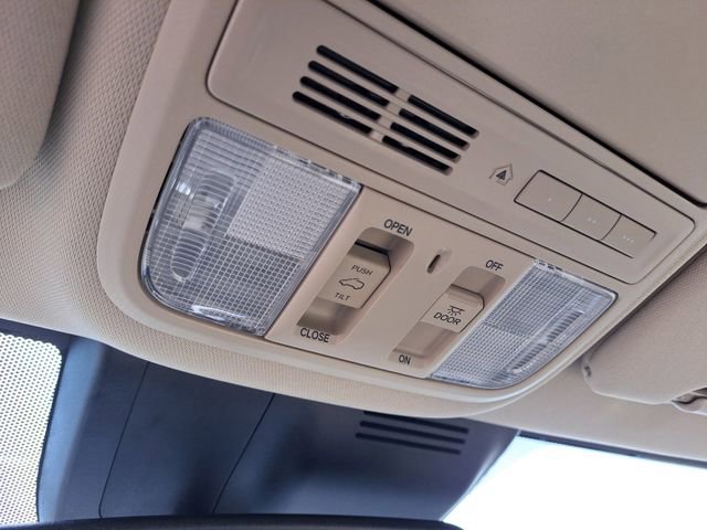 Used 2018 Honda CR-V Touring image 19