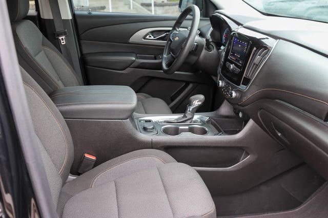 Used 2021 Chevrolet Traverse LS FWD image 15