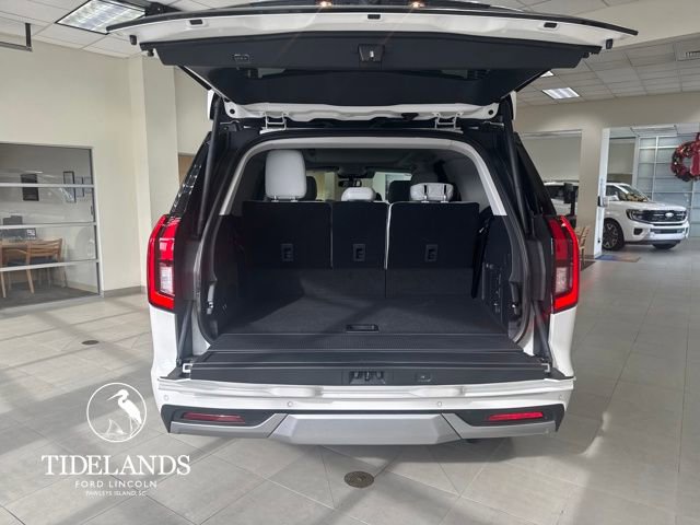 New 2025 Ford Expedition Platinum w/ Platinum Ultimate Package AWD/4WD image 12