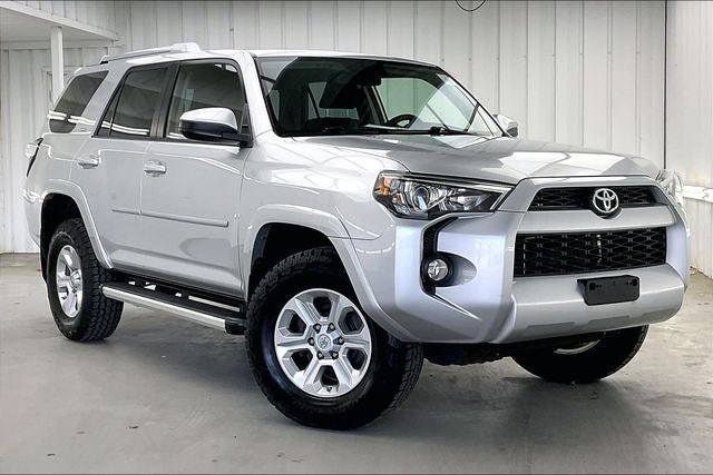 Used 2015 Toyota 4Runner SR5 image 32