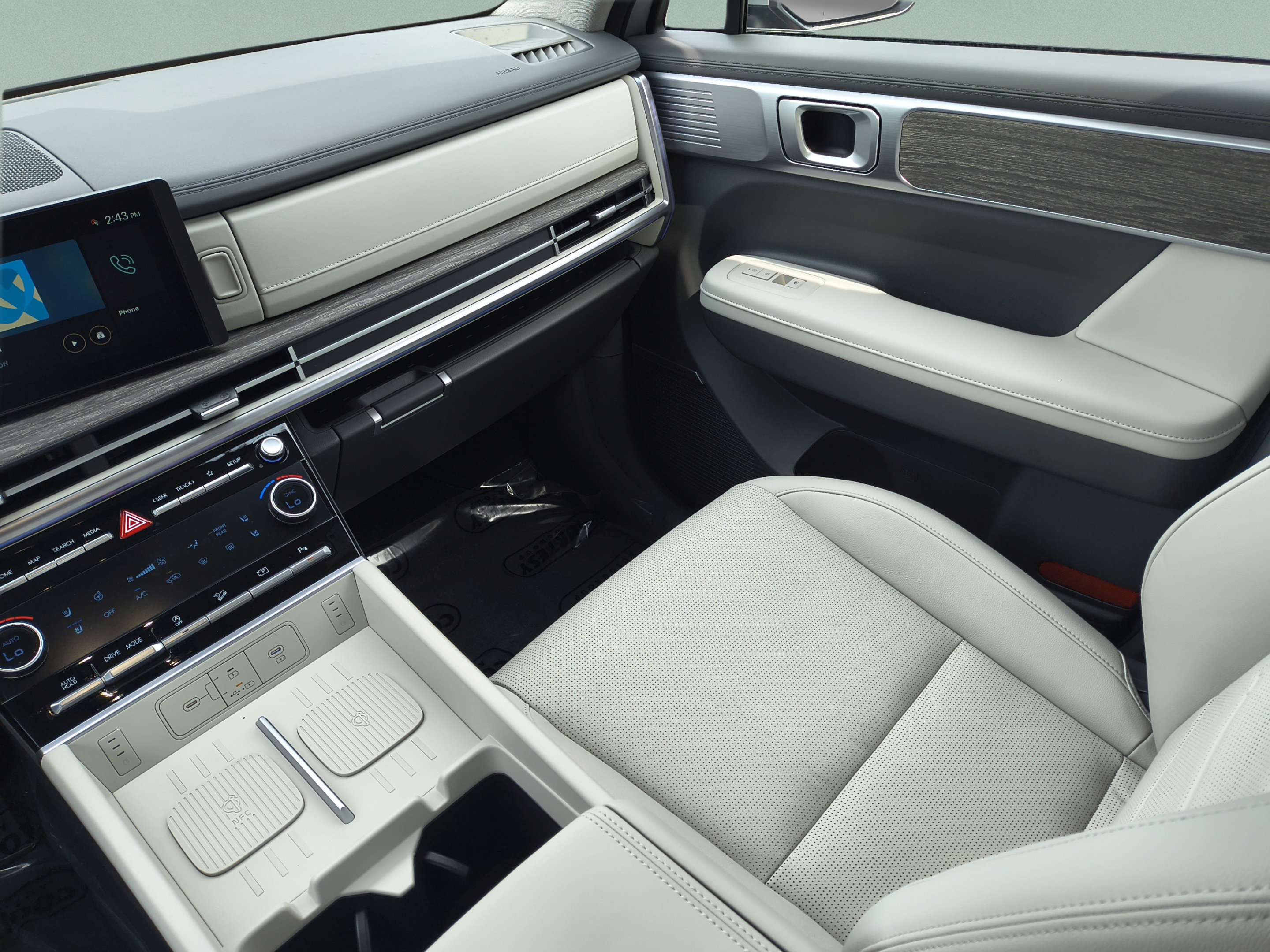 New 2027 Hyundai Santa Fe Limited FWD image 14