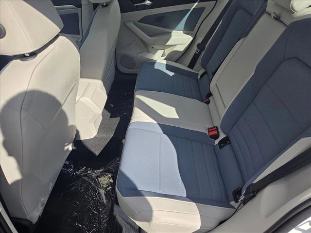 New 2025 Volkswagen Jetta SE image 15