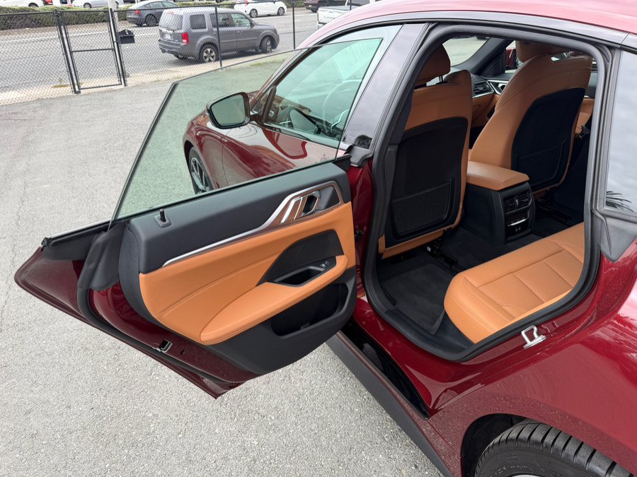 Used 2023 BMW i4 eDrive40 w/ M Sport Package RWD image 46