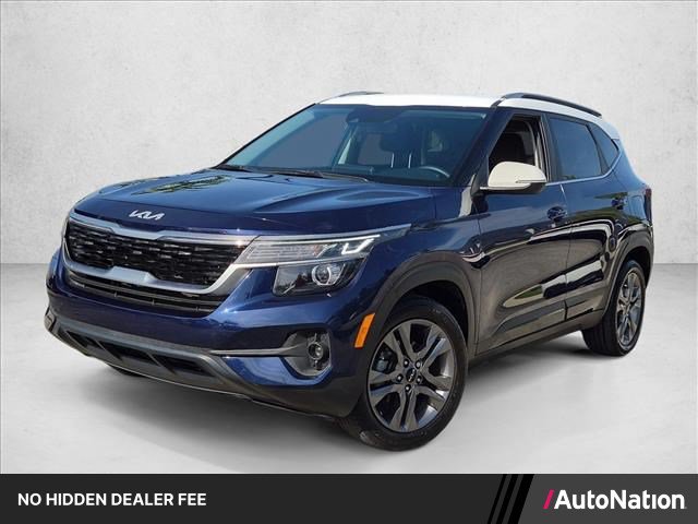 Used 2023 Kia Seltos S w/ Navigation Package FWD image 1