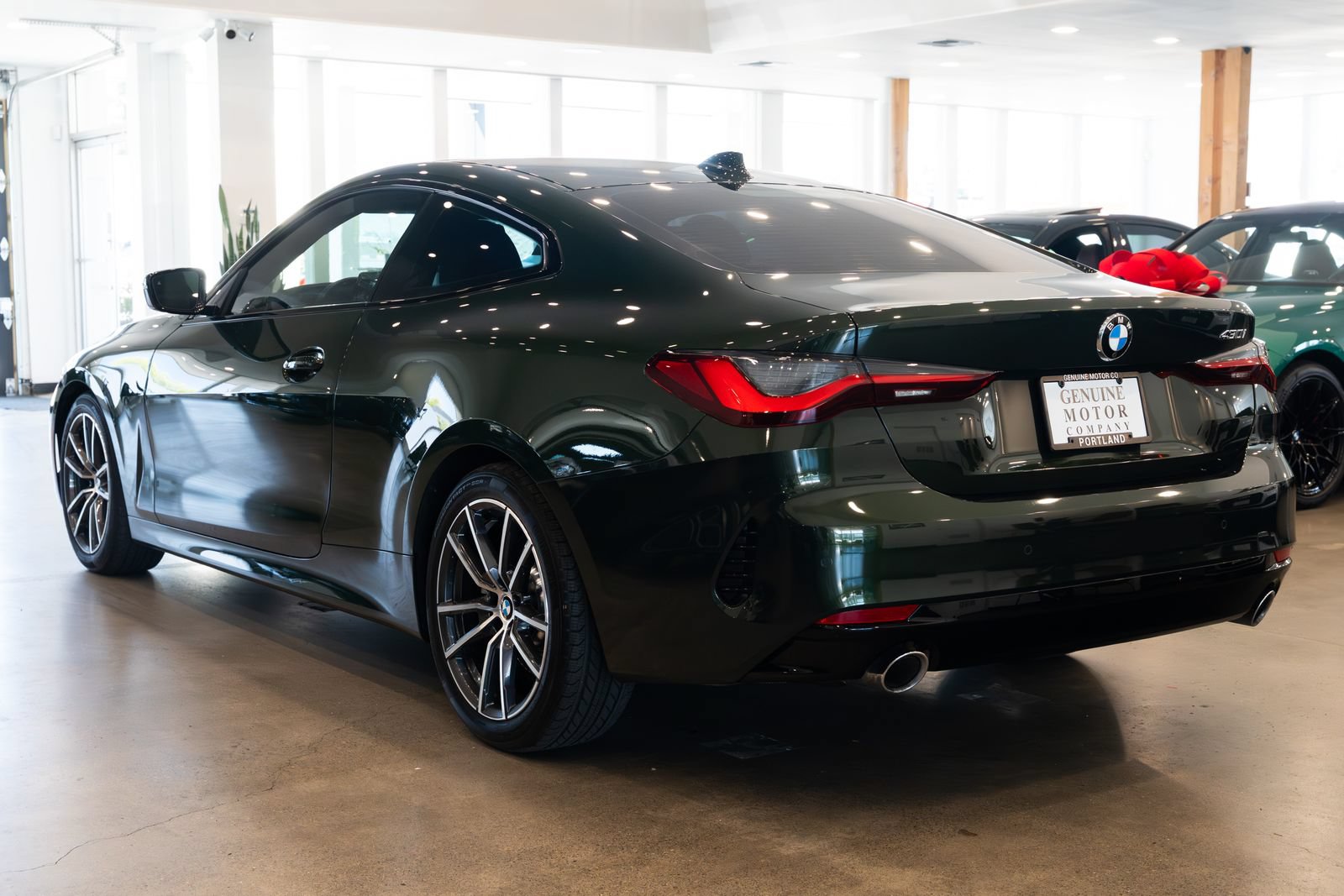 Used 2022 BMW 430i Coupe w/ Convenience Package RWD image 6