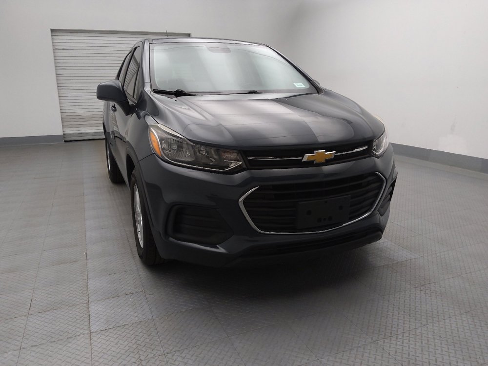 Used 2021 Chevrolet Trax LS w/ Tint and Cruise Package image 14
