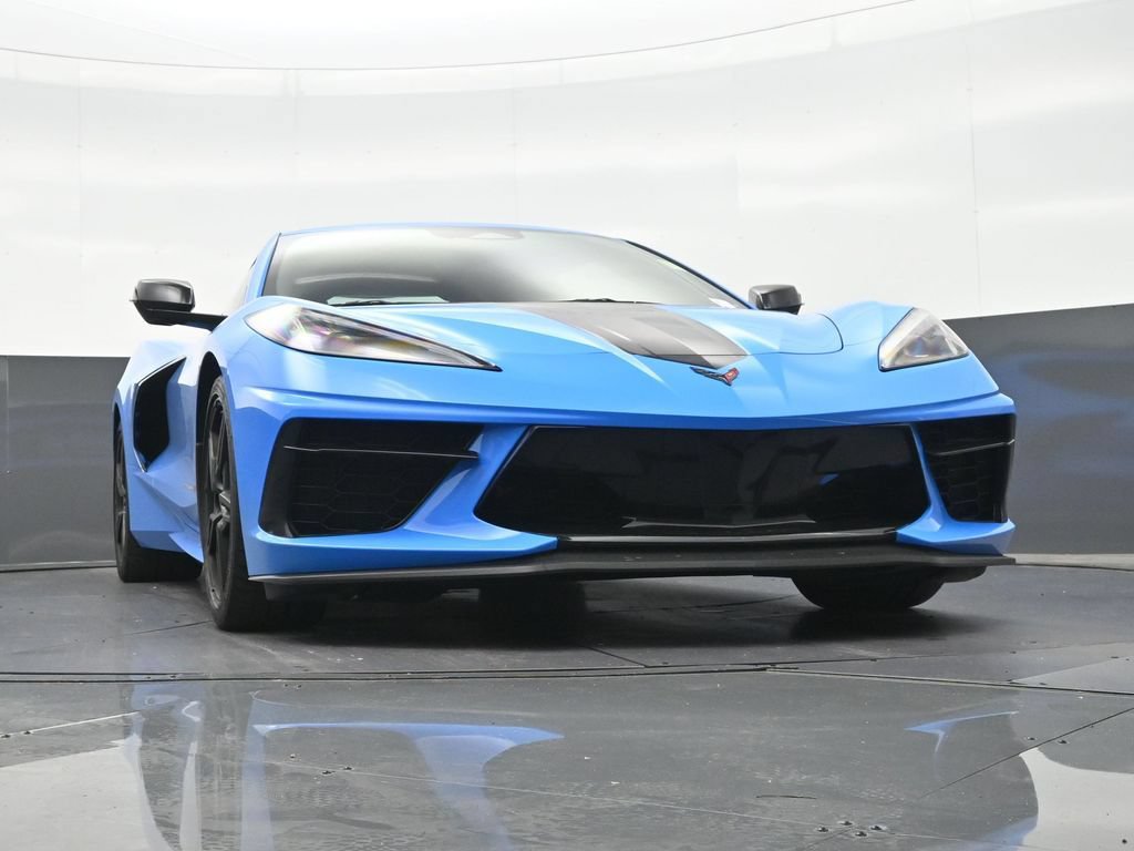 Used 2024 Chevrolet Corvette Stingray Coupe w/ Z51 Performance Package RWD image 29