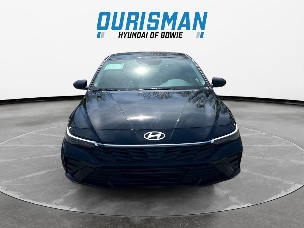 New 2026 Hyundai Elantra SE FWD image 8