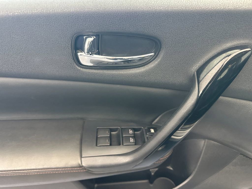 Used 2011 Nissan Maxima 3.5 SV image 10