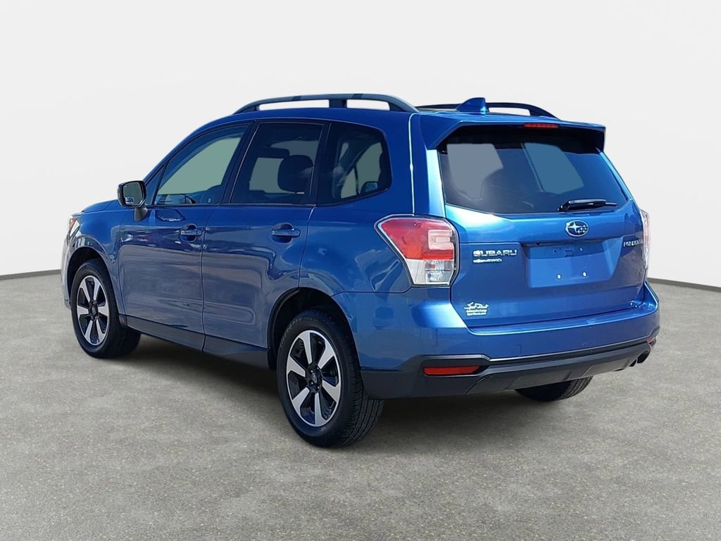 Used 2018 Subaru Forester 2.5i Premium w/ All-Weather Package AWD/4WD image 7