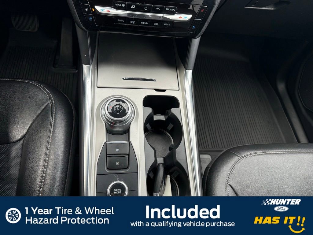 Used 2023 Ford Explorer Limited w/ Limited Technology Package image 10