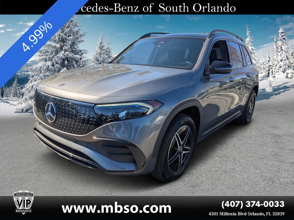 Used 2024 Mercedes-Benz EQB 300 4MATIC image 17