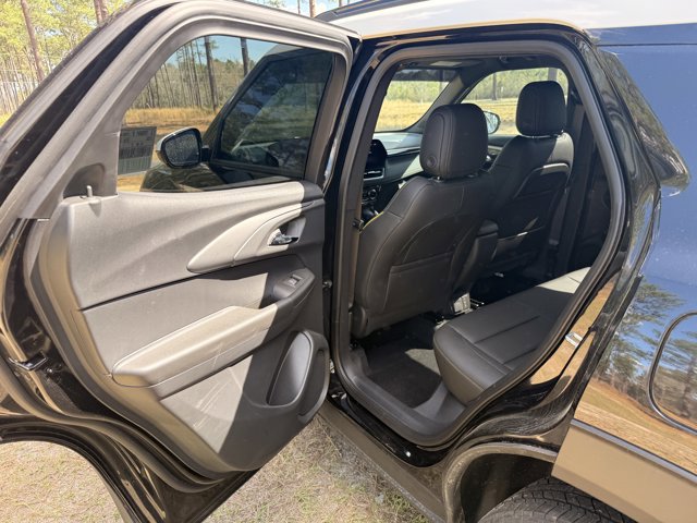 New 2025 Chevrolet TrailBlazer ACTIV w/ Convenience Package image 25