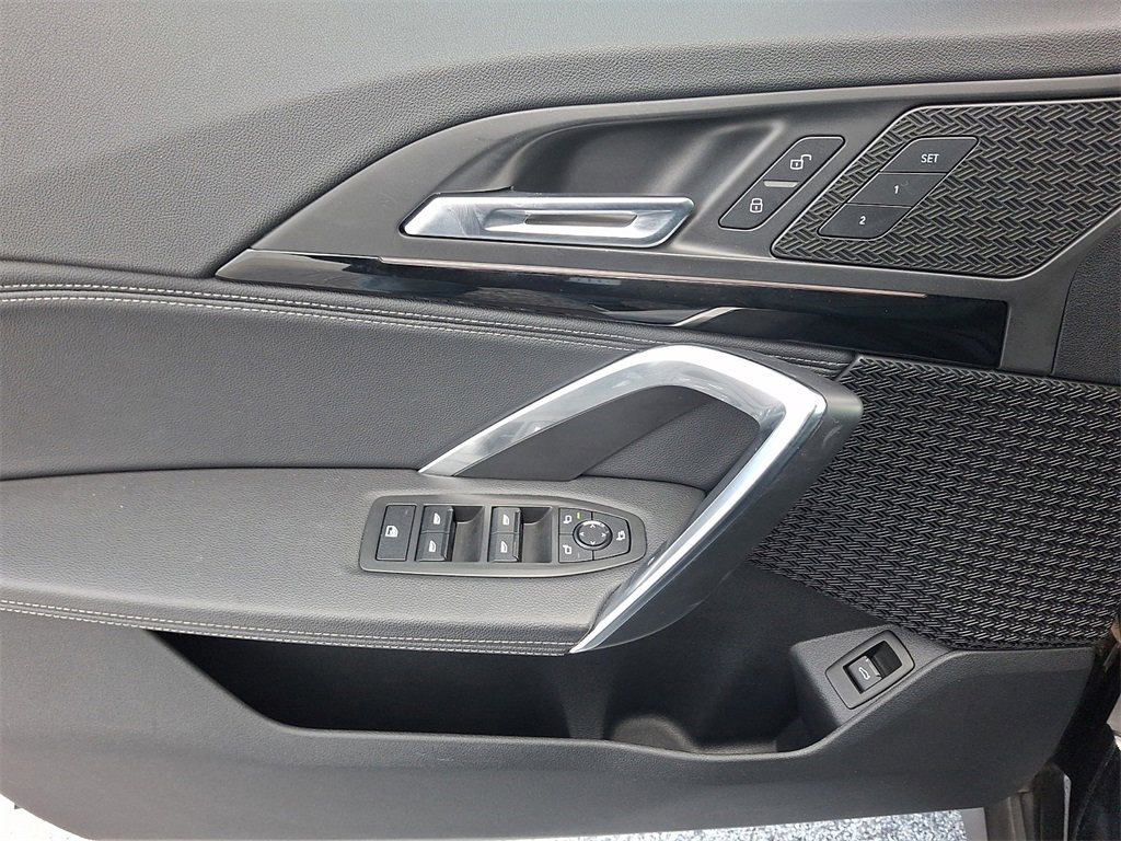 Used 2023 BMW X1 xDrive28i image 15