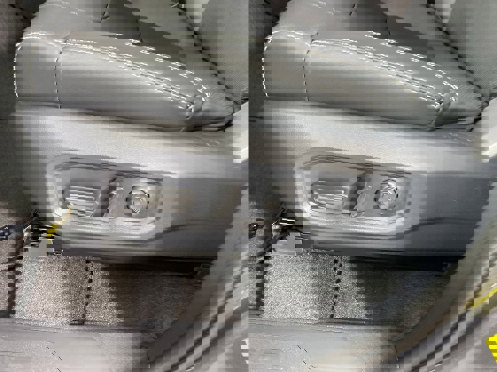 New 2026 Toyota Tundra SR5 w/ SR5 Premium Package image 8