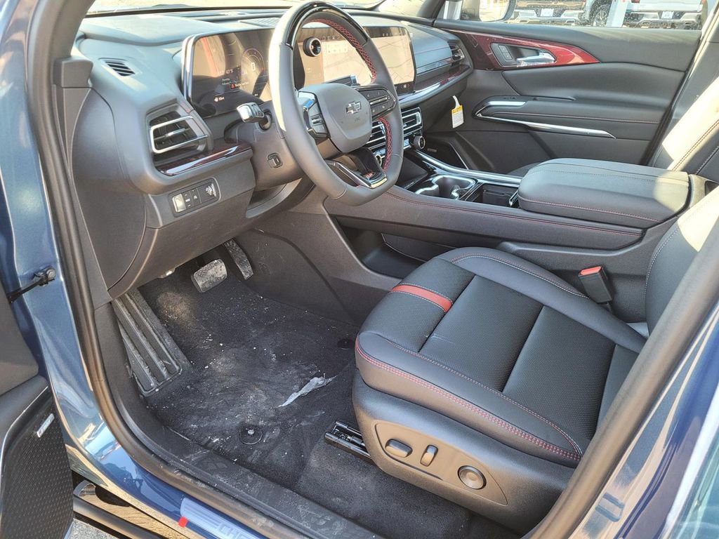 New 2026 Chevrolet Traverse RS image 11