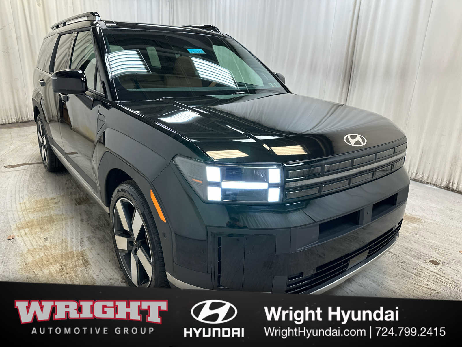 Used 2024 Hyundai Santa Fe Limited image 1