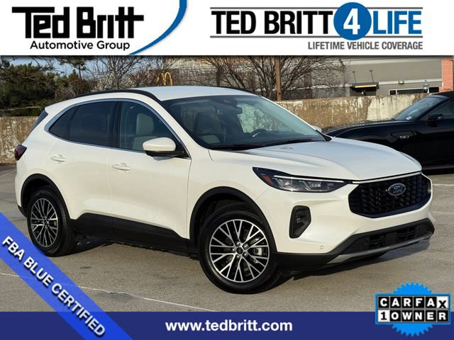 Certified 2025 Ford Escape SE w/ PHEV Premium Package image 1