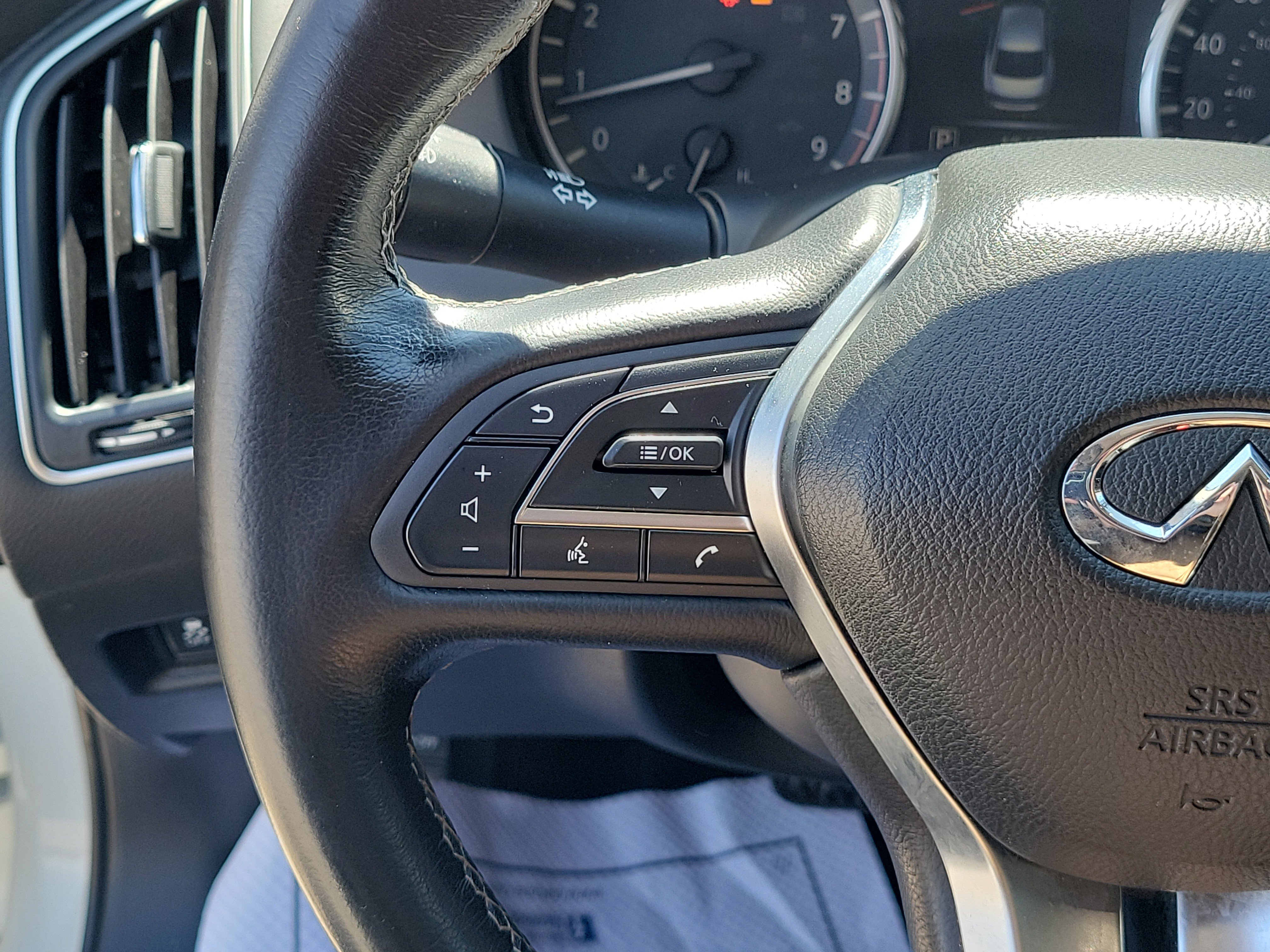 Used 2020 INFINITI Q50 Luxe image 23