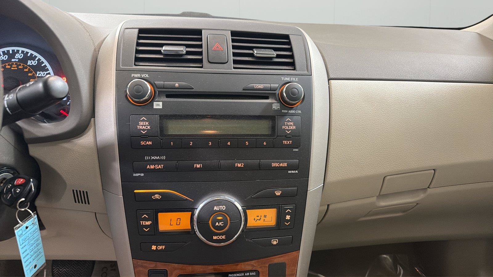 Used 2010 Toyota Corolla XLE FWD image 17