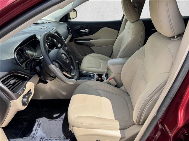 Used 2020 Jeep Cherokee Latitude w/ Mobile Office Group AWD/4WD image 10