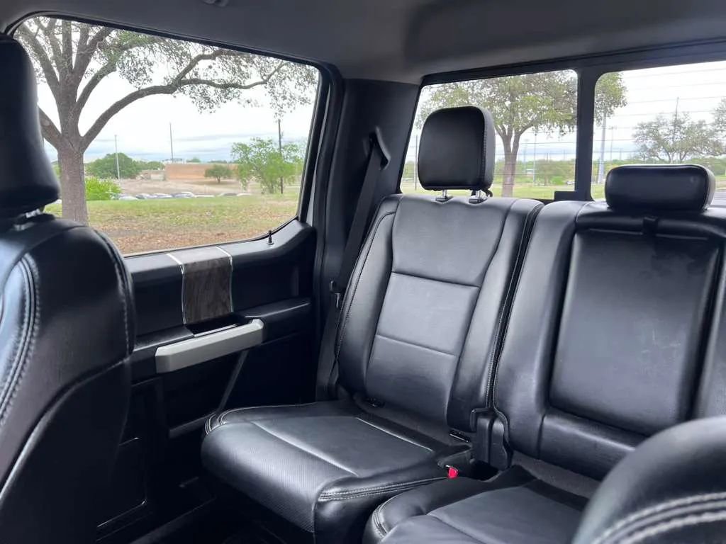 Used 2017 Ford F250 Lariat w/ Lariat Value Package RWD image 23