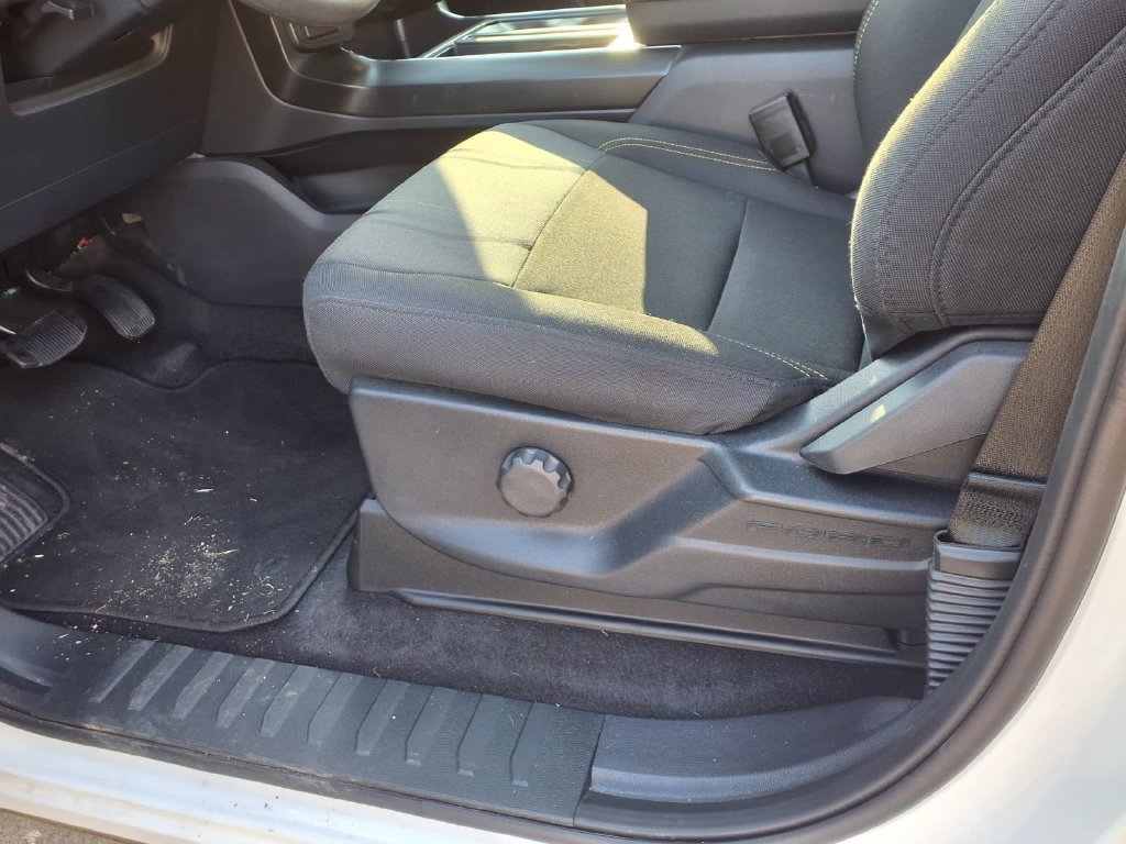 Used 2025 Ford F150 STX w/ Equipment Group 200A RWD image 15