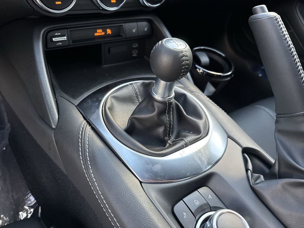 New 2026 MAZDA MX-5 Miata RF Grand Touring RWD image 51