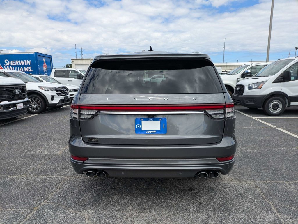 Used 2022 Lincoln Aviator Reserve w/ Equipment Group 201A RWD image 5