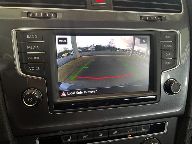 Used 2017 Volkswagen Golf SE AWD/4WD image 20