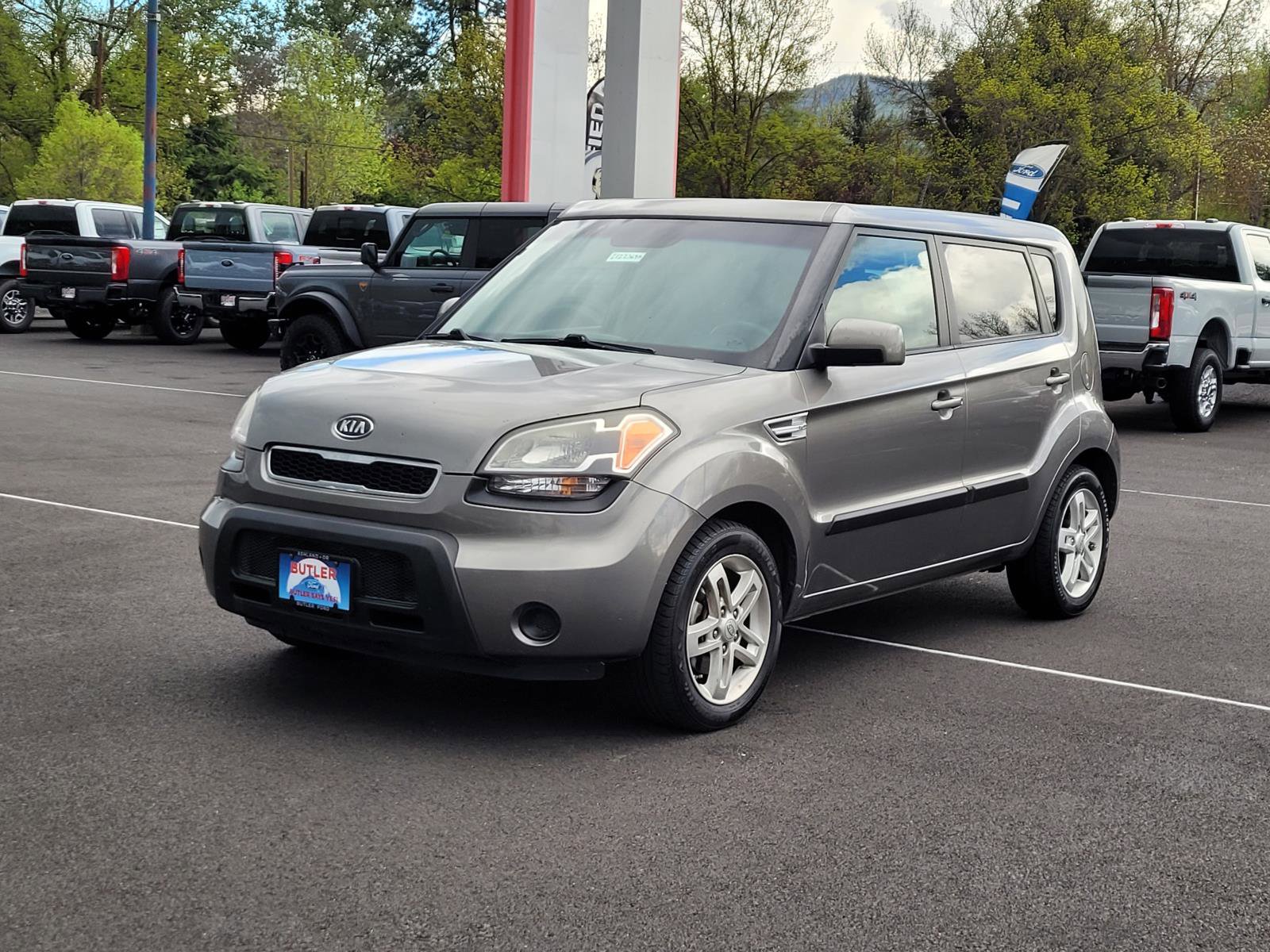 Used 2011 Kia Soul + w/ Audio Pkg image 1