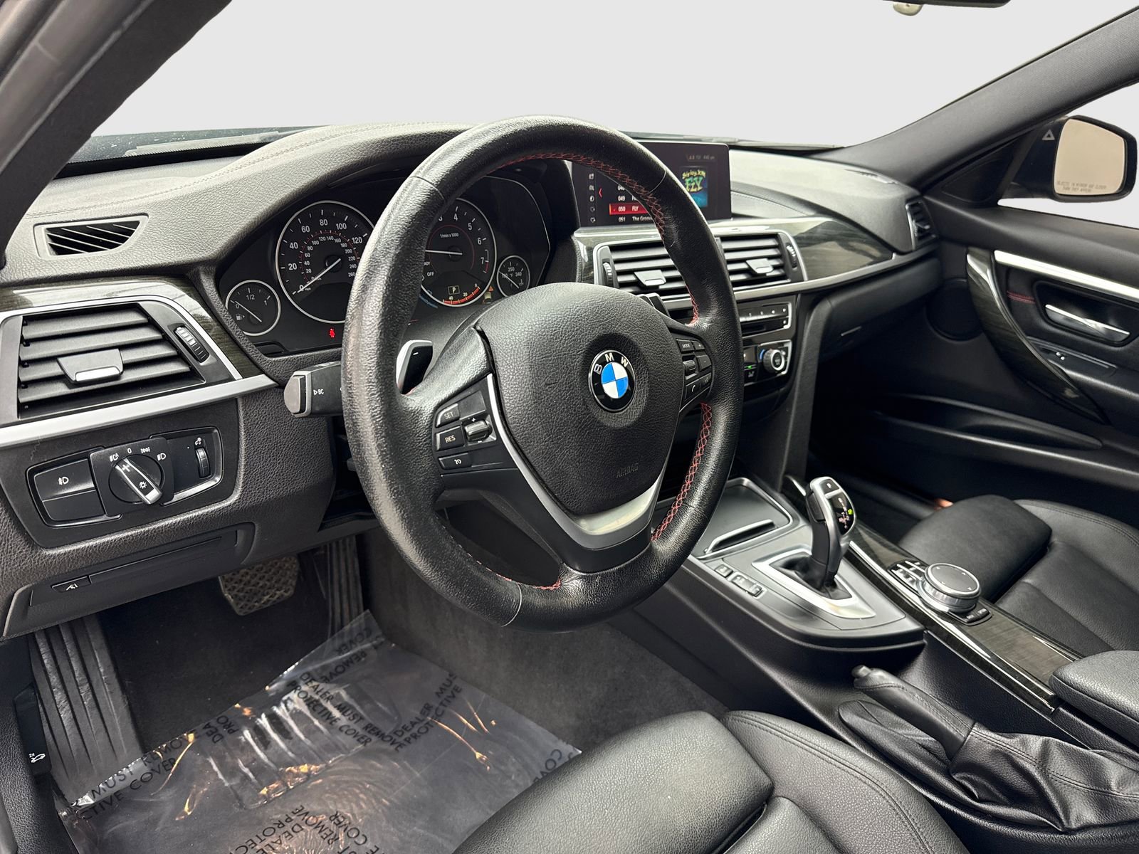 Used 2018 BMW 330i xDrive Sedan w/ Convenience Package AWD/4WD image 18