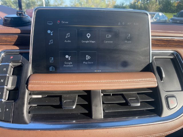Used 2024 Chevrolet Tahoe High Country w/ Advanced Technology Package AWD/4WD image 20