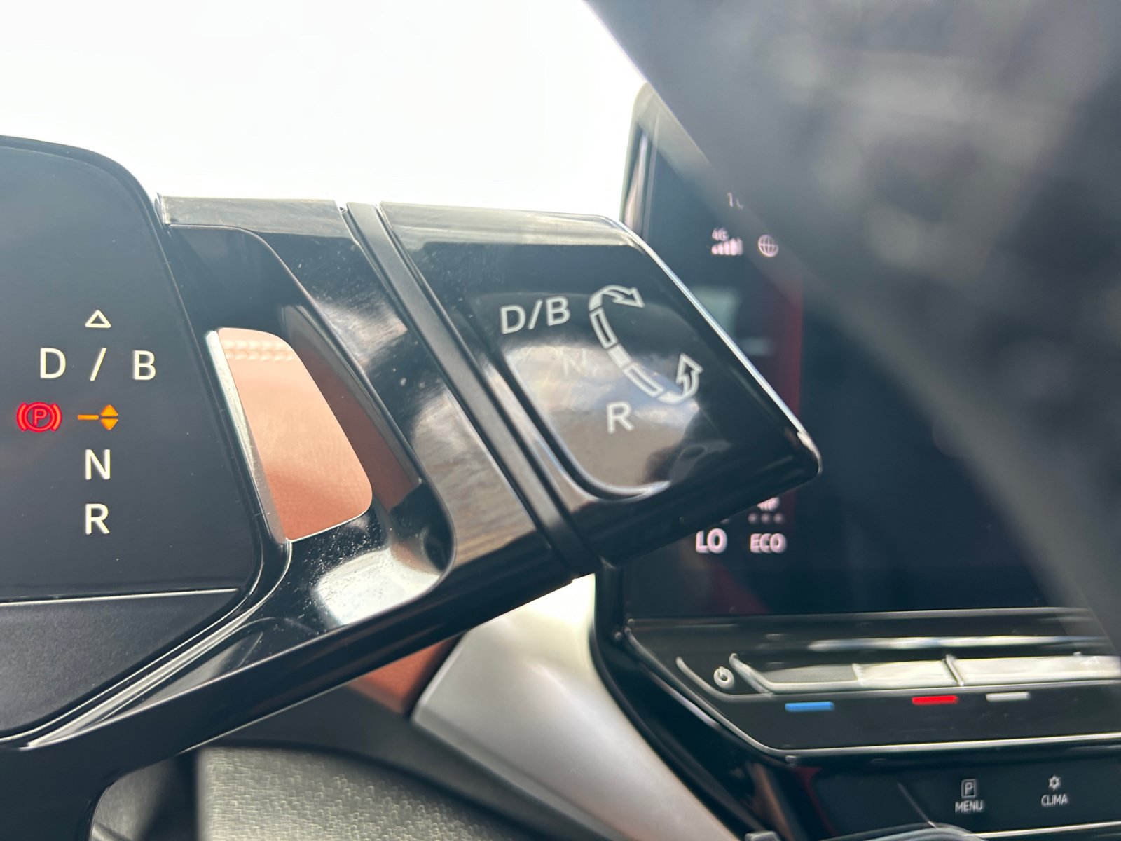 Certified 2022 Volkswagen ID.4 Pro S RWD image 15