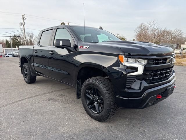 Used 2023 Chevrolet Silverado 1500 LT Trail Boss w/ LT Trail Boss Premium Package AWD/4WD image 7