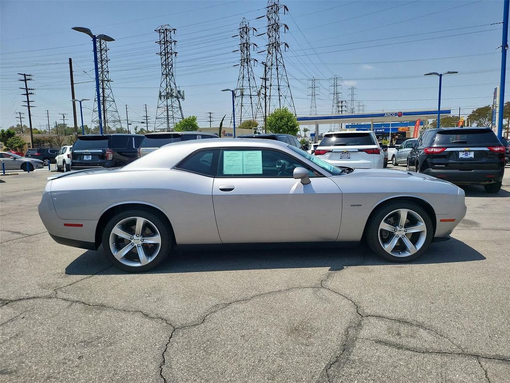 Used 2016 Dodge Challenger R/T RWD image 26