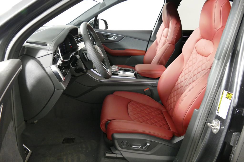 New 2026 Audi SQ7 Premium Plus AWD/4WD image 16