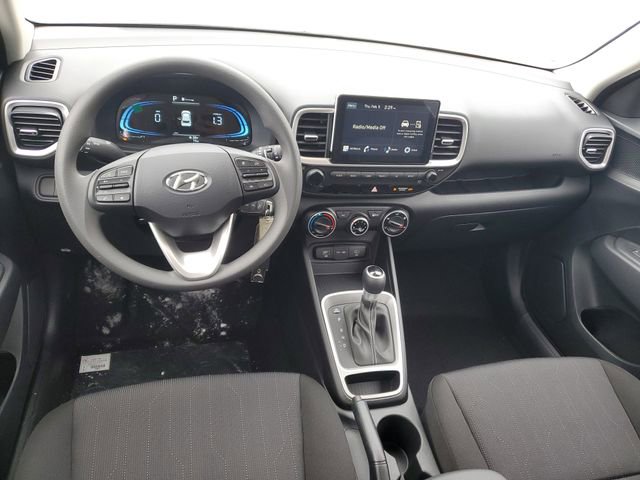 New 2026 Hyundai Venue SE image 9