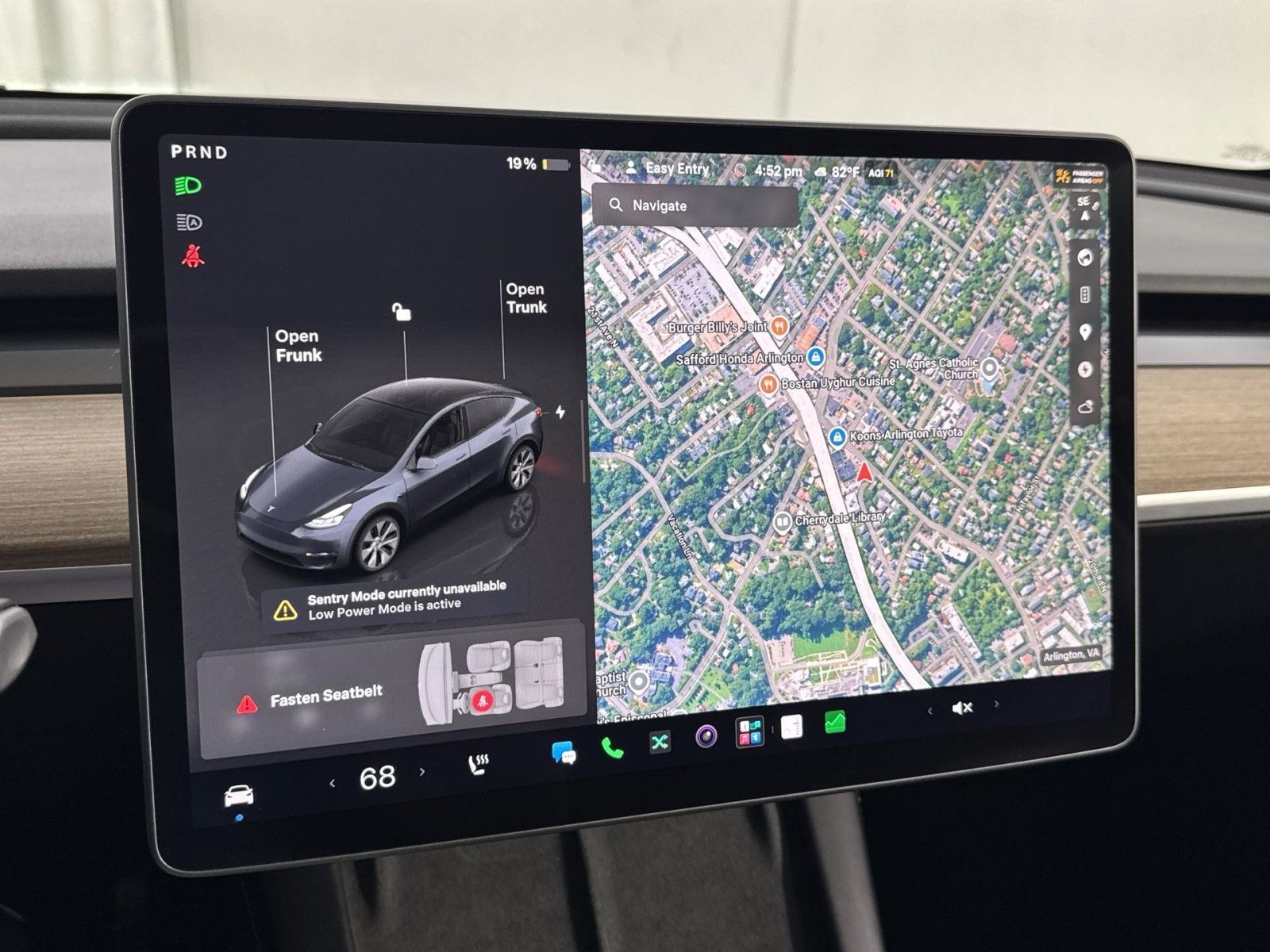 Used 2023 Tesla Model Y Long Range AWD/4WD image 32
