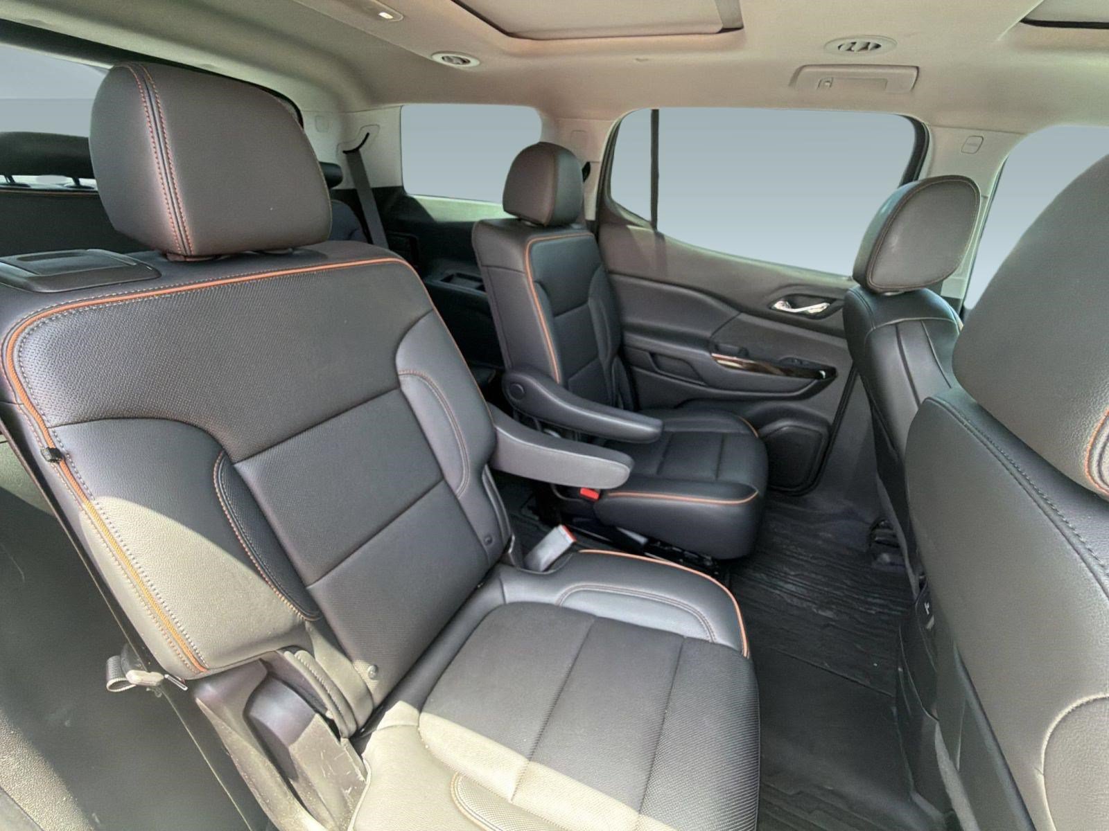 Used 2022 GMC Acadia AT4 w/ Technology Package AWD/4WD image 31