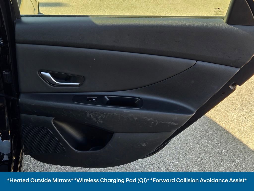 Used 2024 Hyundai Elantra SEL w/ Convenience Package image 15